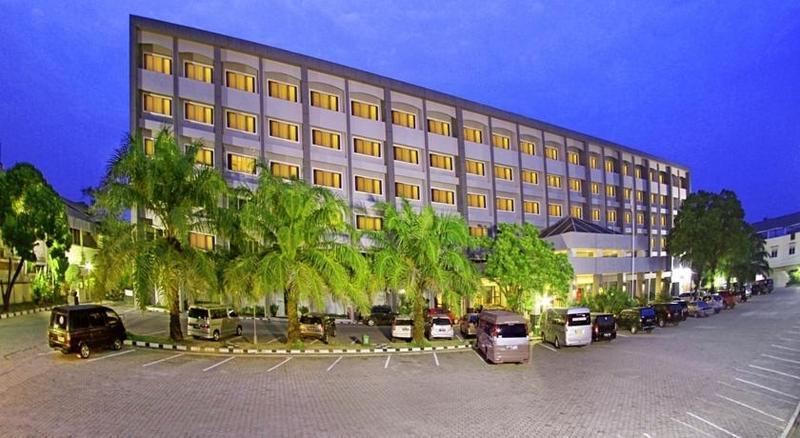 Pangeran Beach Hotel Padang  Ngoại thất bức ảnh